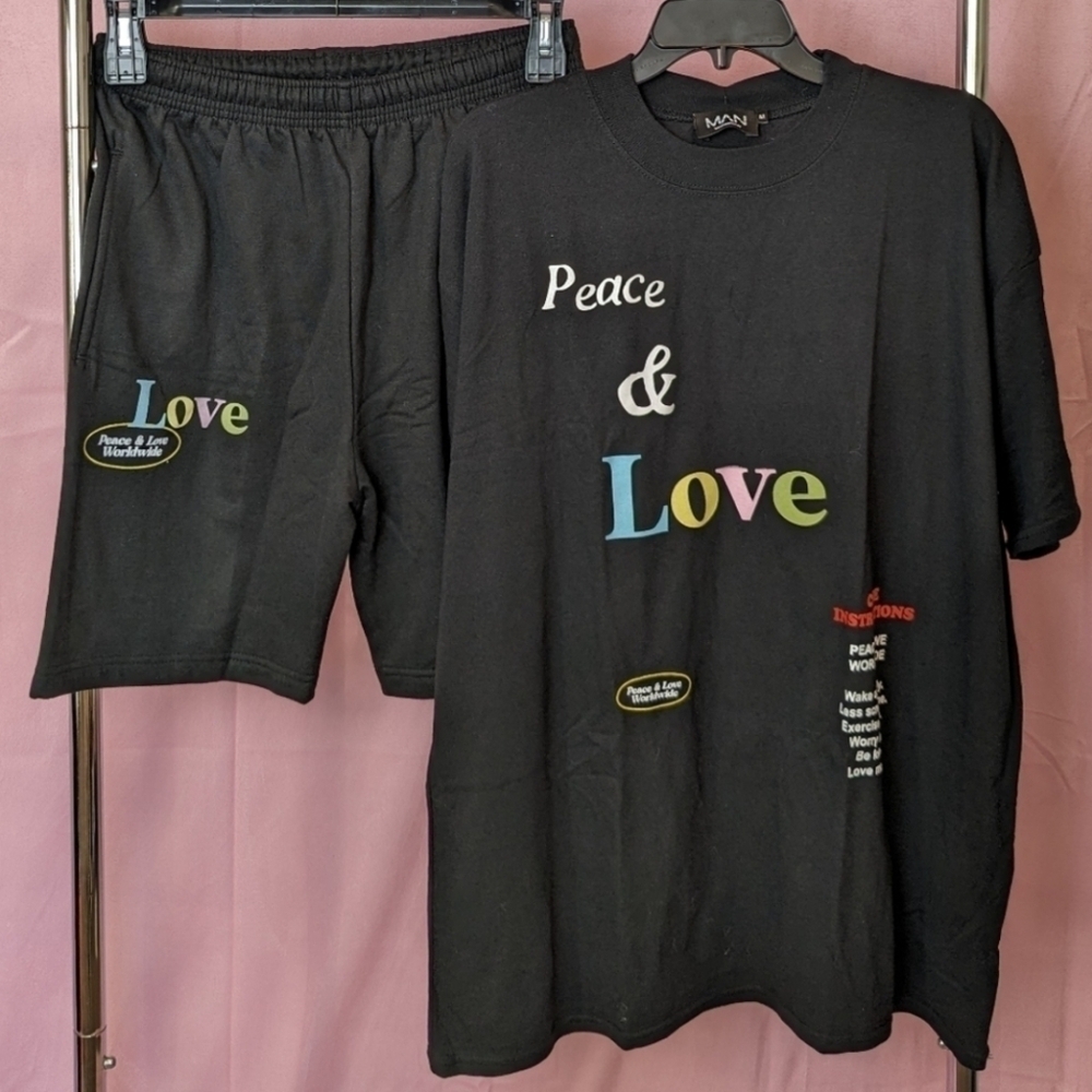 Boohoo Man Peace and Love 2 Piece Black Tee and Matching Shorts Set size Medium